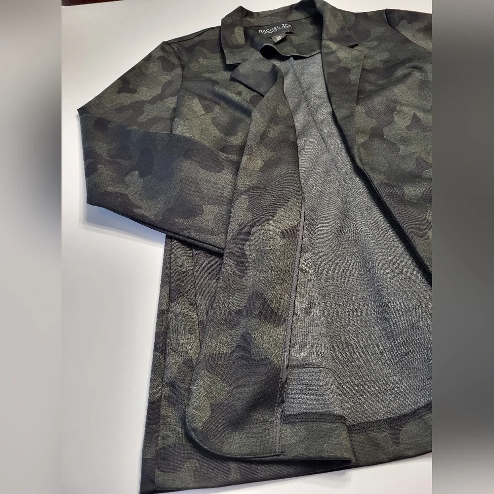 Rachel Zoe Women's Medium Black Green Camo Open Front Casual Blazer Jacket EUC